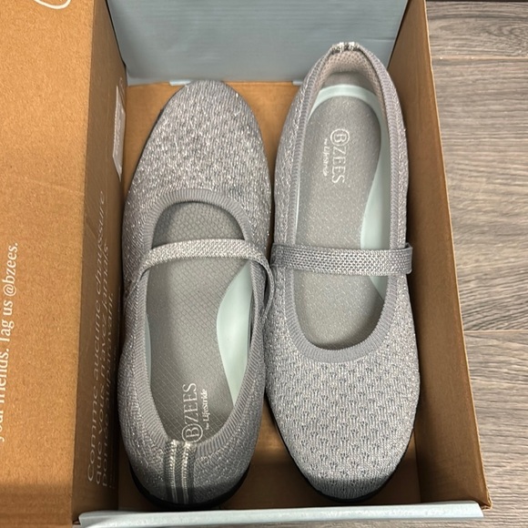 Bzees Keynote Mary Jane Flat** - Picture 2 of 7